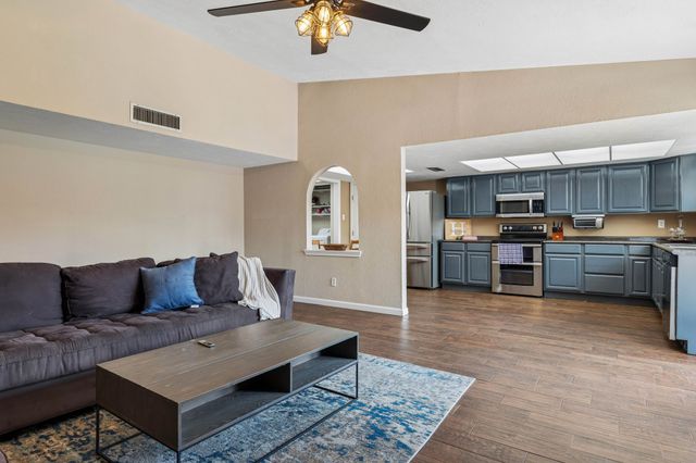 4720 Jennings Drive, The Colony, TX 75056