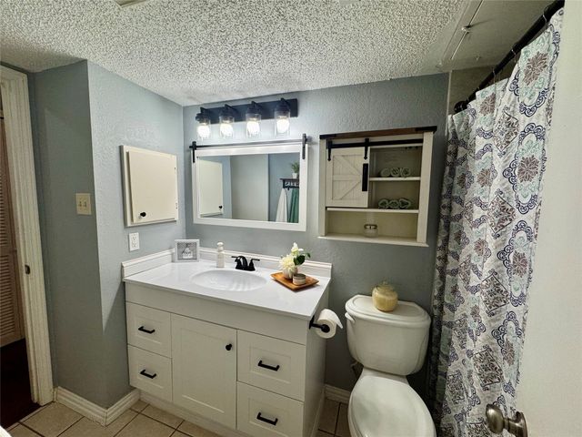 5665 Whitley Road, Haltom City, TX 76148