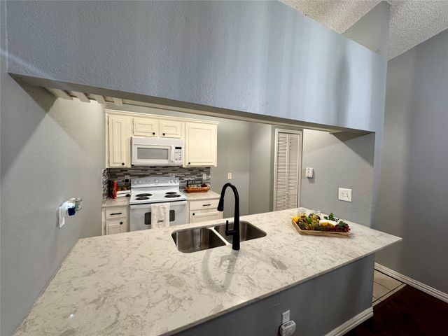 5665 Whitley Road, Haltom City, TX 76148