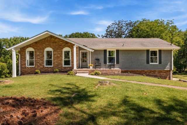 613 Oakwood Ter, Mount Juliet, TN 37122