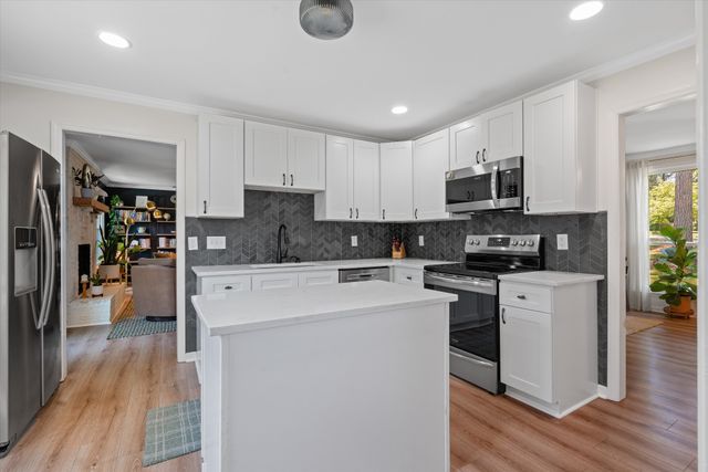 613 Oakwood Ter, Mount Juliet, TN 37122