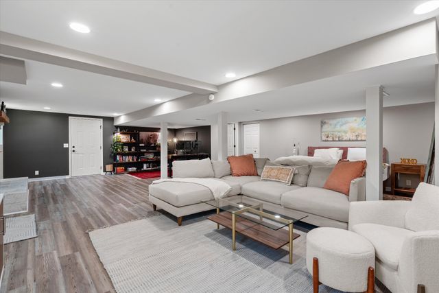 613 Oakwood Ter, Mount Juliet, TN 37122