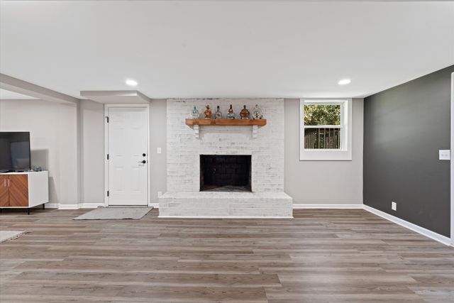 613 Oakwood Ter, Mount Juliet, TN 37122