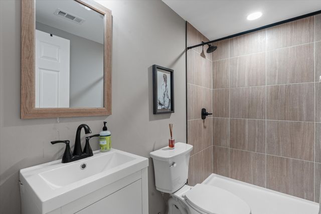 613 Oakwood Ter, Mount Juliet, TN 37122