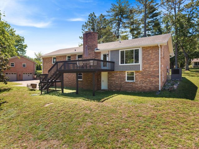 613 Oakwood Ter, Mount Juliet, TN 37122