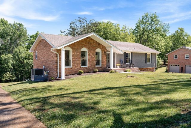 613 Oakwood Ter, Mount Juliet, TN 37122