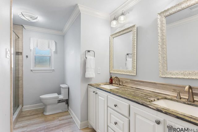 6423 Lawnridge Dr, Central, LA 70818