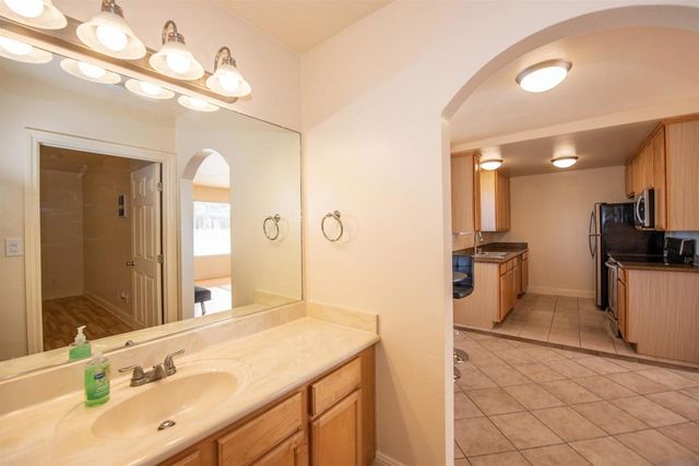 695 Sea Vale St 512, Chula Vista, CA 91910