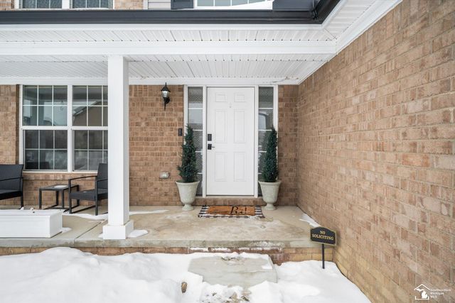 22337 Steppe Lane, Brownstown Twp, MI 48193