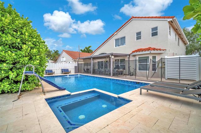 5080 SW 34th Terrace, Hollywood, FL 33312