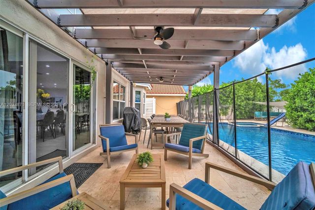 5080 SW 34th Terrace, Hollywood, FL 33312