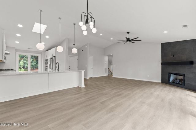 21 Lake Pinehurst Villas Road, Pinehurst, NC 28374