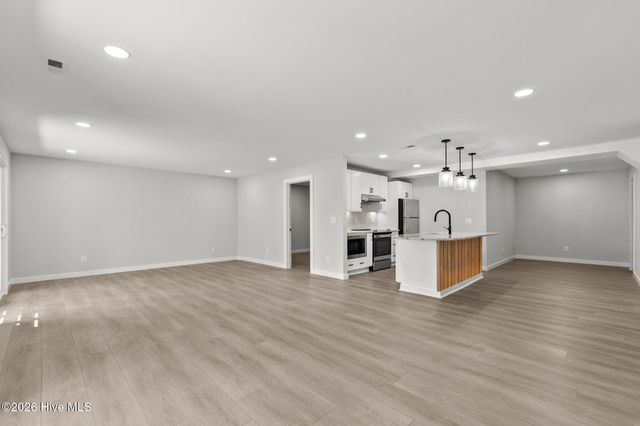 21 Lake Pinehurst Villas Road, Pinehurst, NC 28374