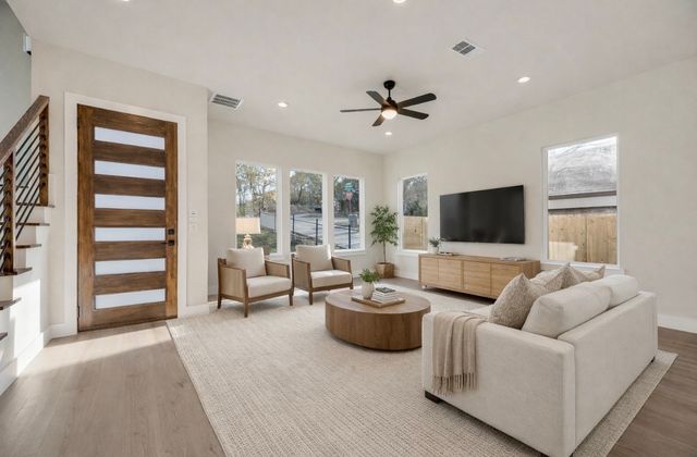 2507 Fatima Avenue, Dallas, TX 75241