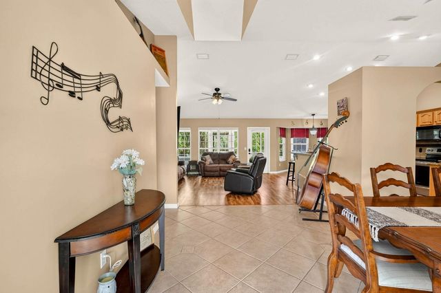 6888 Cypress Point Dr, St Augustine, FL 32086