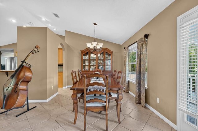 6888 Cypress Point Dr, St Augustine, FL 32086