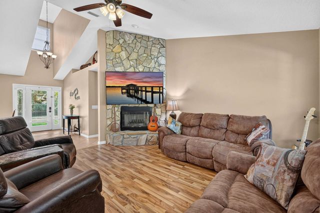 6888 Cypress Point Dr, St Augustine, FL 32086