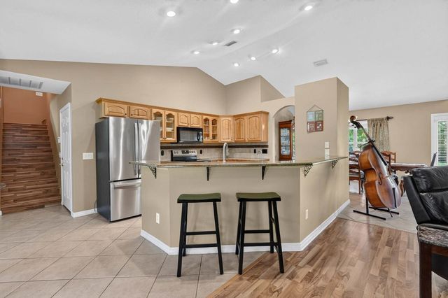 6888 Cypress Point Dr, St Augustine, FL 32086