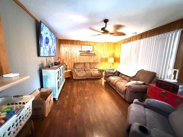 127 HARVEY NEWMAN RD, Gates, TN 38037