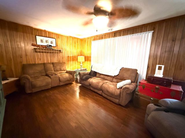 127 HARVEY NEWMAN RD, Gates, TN 38037