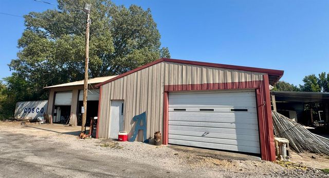 127 HARVEY NEWMAN RD, Gates, TN 38037