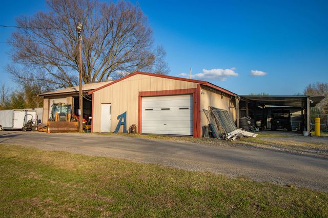 127 HARVEY NEWMAN RD, Gates, TN 38037