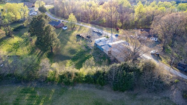 127 HARVEY NEWMAN RD, Gates, TN 38037