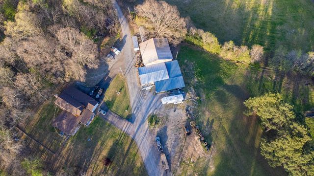 127 HARVEY NEWMAN RD, Gates, TN 38037