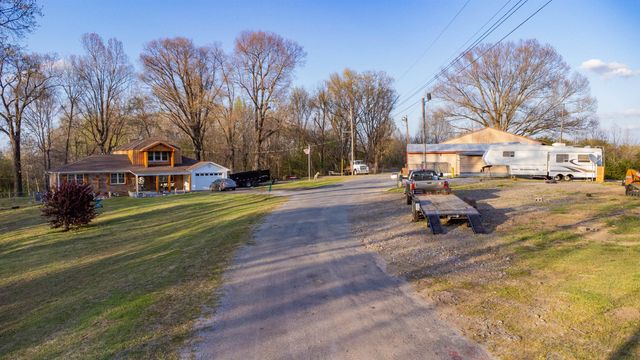 127 HARVEY NEWMAN RD, Gates, TN 38037