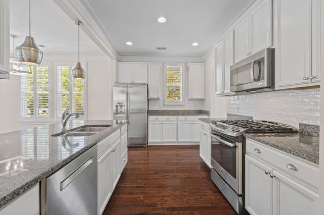 3529 Sewel Avenue, Mount Pleasant, SC 29466