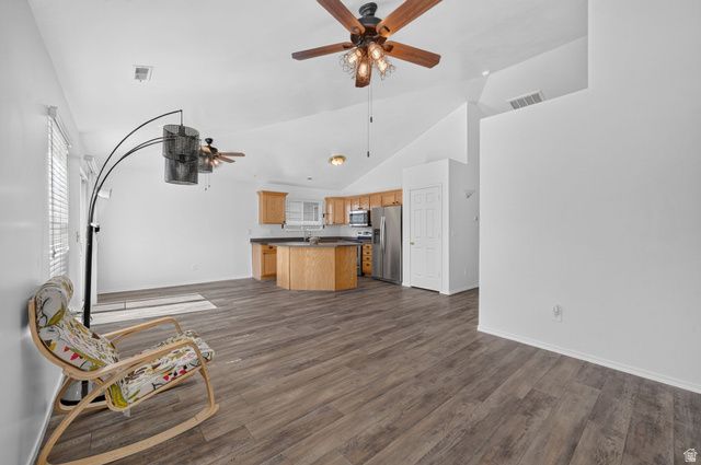 1971 W FLOISAND CIR, Salt Lake City, UT 84116