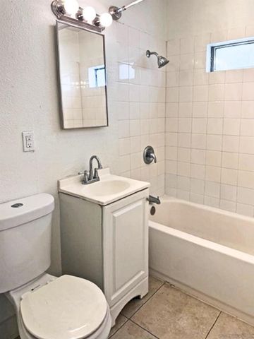 1161 13th St, Imperial Beach, CA 91932