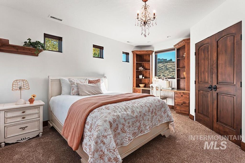 473 N Strata Via Way, Boise, ID 83712 photo 27