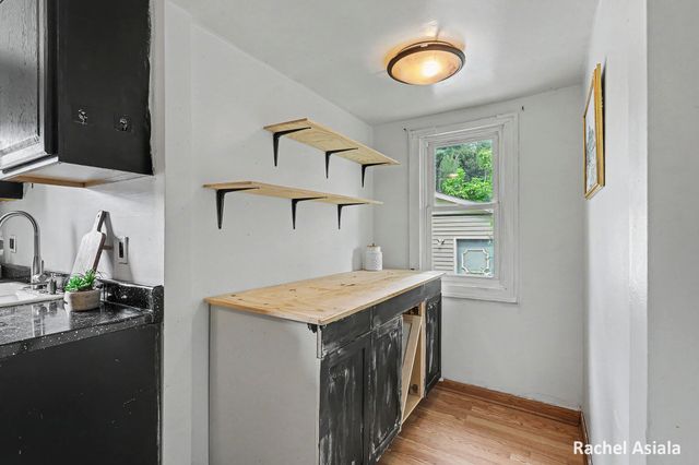 143 Murray Street SE, Kentwood, MI 49548