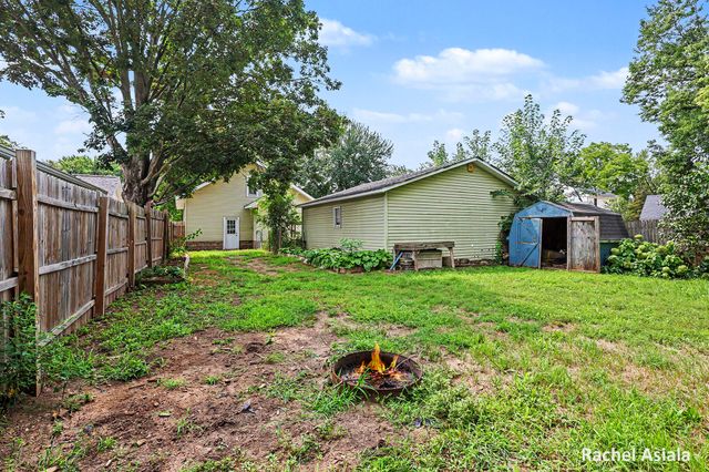 143 Murray Street SE, Kentwood, MI 49548