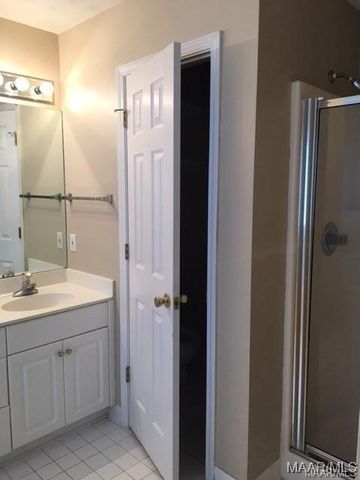 107 Glen Meadow Court, Prattville, AL 36066