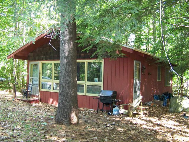 1 Museum Shores Road, Wolfeboro, NH 03894