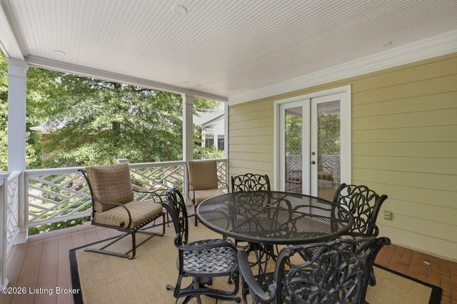2 Brownsboro Hill Rd, Louisville, KY 40207
