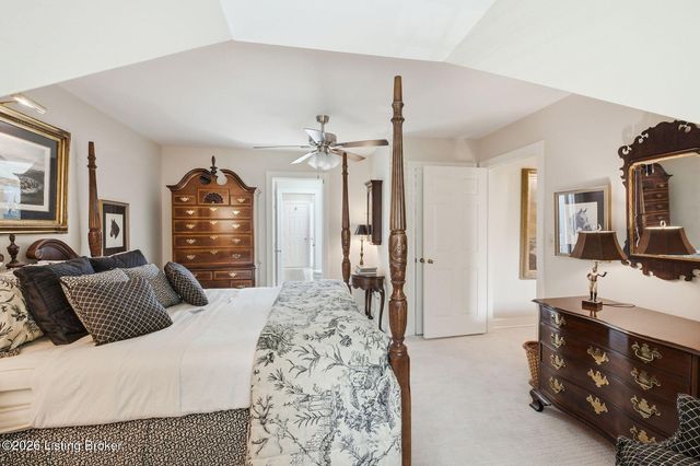 2 Brownsboro Hill Rd, Louisville, KY 40207