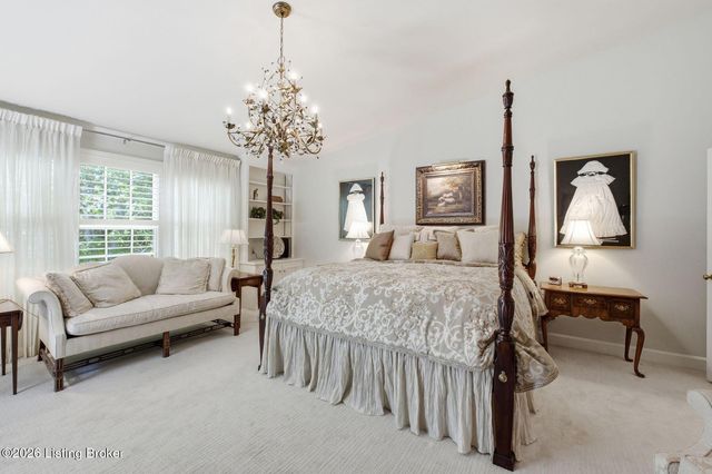 2 Brownsboro Hill Rd, Louisville, KY 40207
