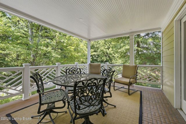 2 Brownsboro Hill Rd, Louisville, KY 40207