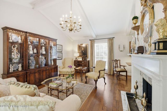 2 Brownsboro Hill Rd, Louisville, KY 40207