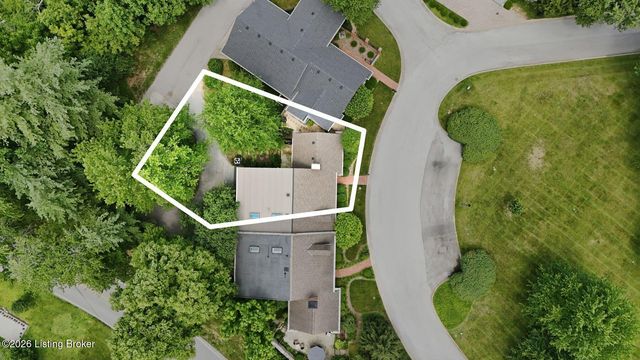 2 Brownsboro Hill Rd, Louisville, KY 40207