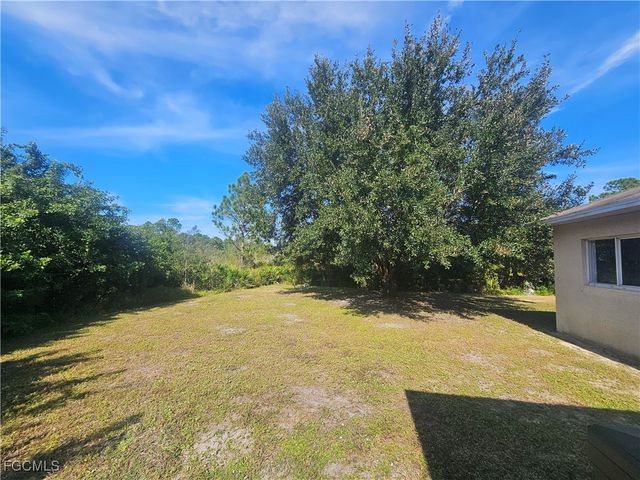 1127 Croquet ST E, Lehigh Acres, FL 33974