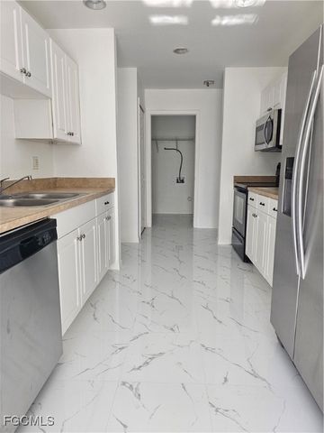 1127 Croquet ST E, Lehigh Acres, FL 33974