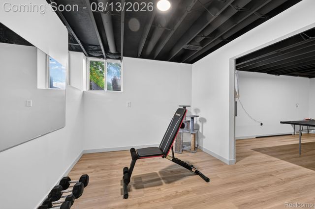 2028 Waterside Drive, Fenton Charter Township, MI 48430