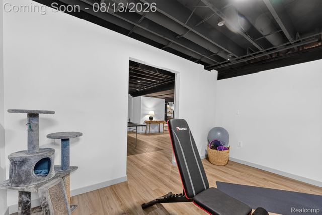 2028 Waterside Drive, Fenton Charter Township, MI 48430