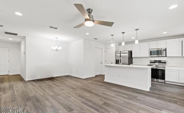 8045 OSTEEN Street, Jacksonville, FL 32210