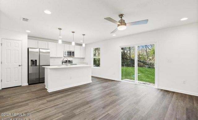 8045 OSTEEN Street, Jacksonville, FL 32210