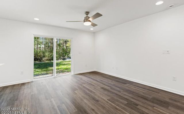 8045 OSTEEN Street, Jacksonville, FL 32210